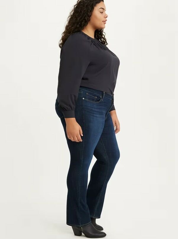 Levi's Women's 415 Classic Bootcut Jean