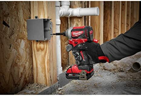 Milwaukee M18 Compact Cordless Impact Driver Kit with Battery
