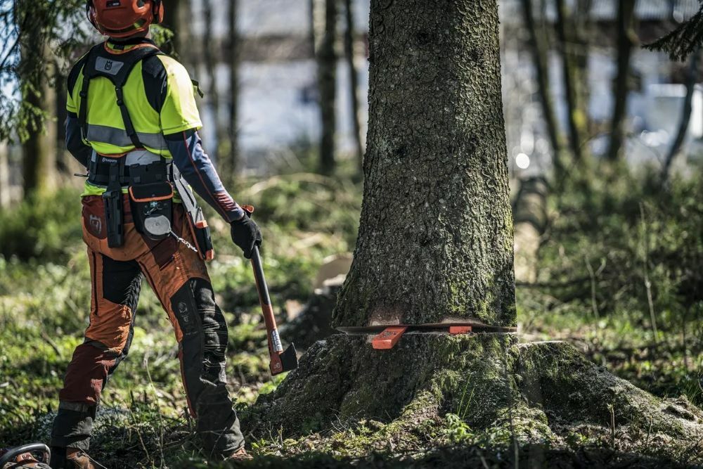 Husqvarna 10-In Felling Wedge