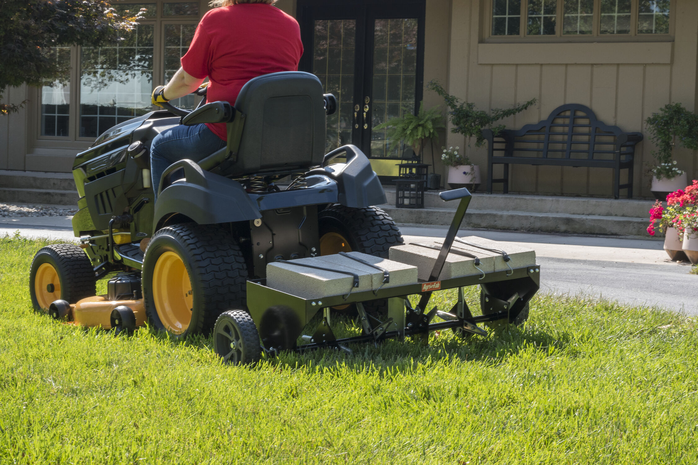 40-In Tow Plug Aerator