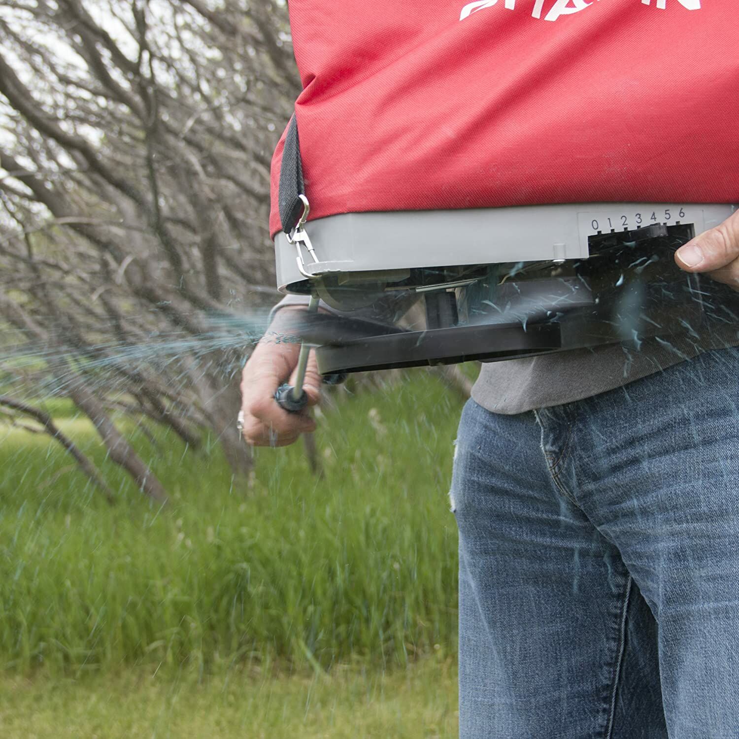 25-Lb Professional Sure Spread Bag Seeder