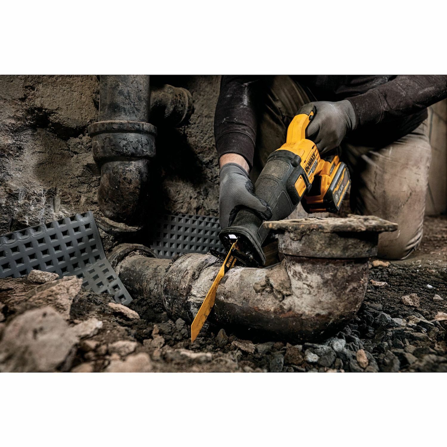 DeWALT FLEXVOLT® 60V MAX* Cordless Reciprocating Saw Kit