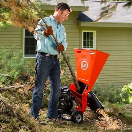 PREMIER 300 3-In Gas Chipper Shredder