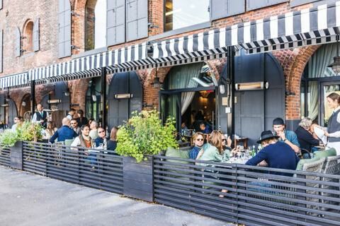 Indoor / Outdoor Wall Mount Electric Patio Heater with Remote