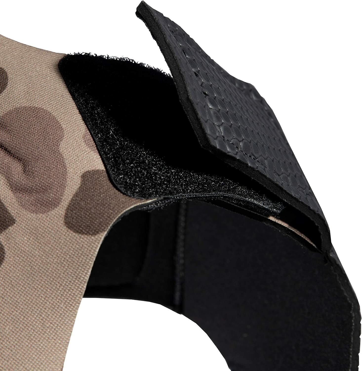 Carhartt Pet Harness in Camo, Small