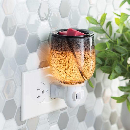 Candle Warmers Obsidian Pluggable Fragrance Warmer