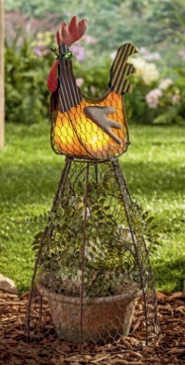 Gerson Rustic Brown Solar Lighted Metal Rooster Trellis