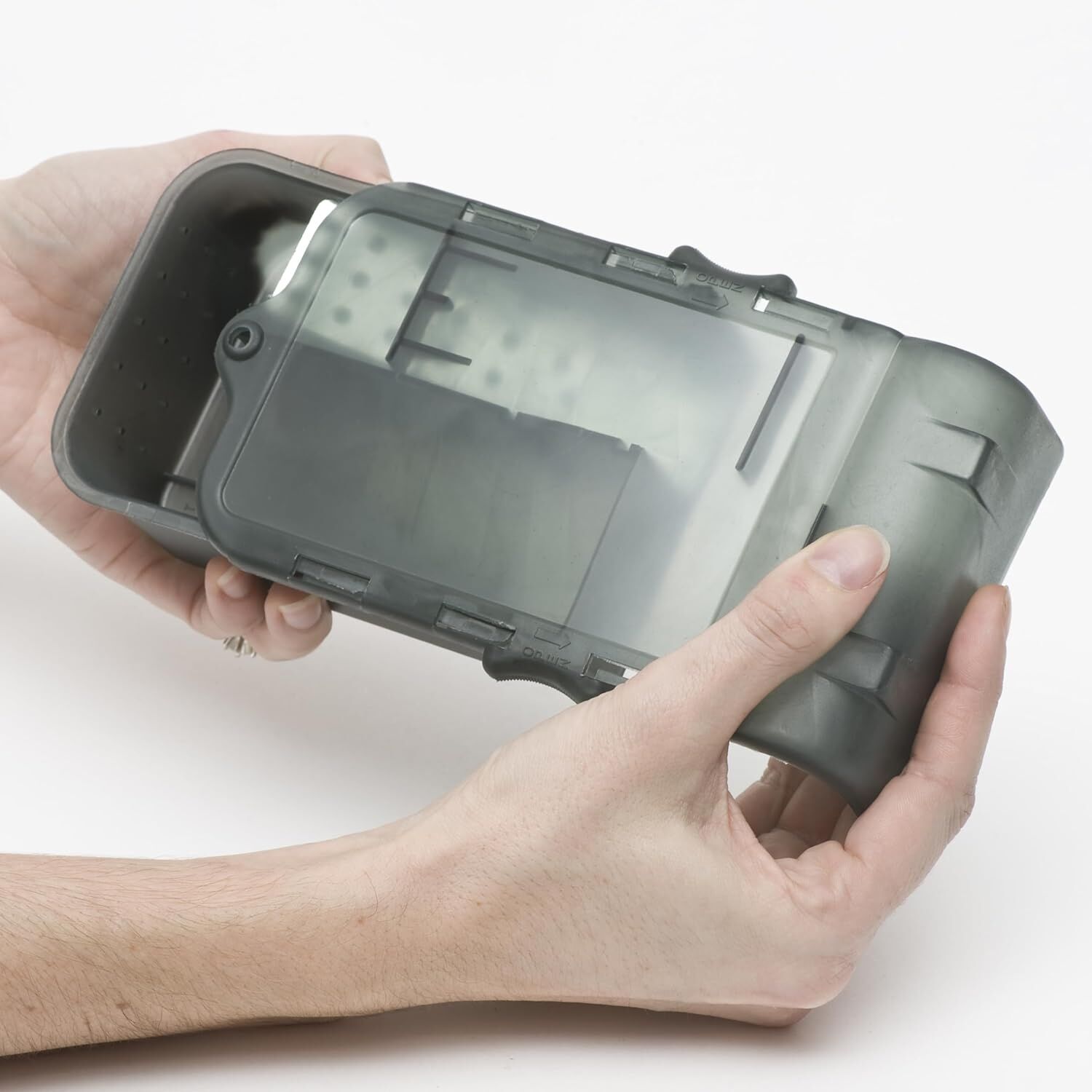 Motomco Live-Catch Mouse Trap - 28 oz