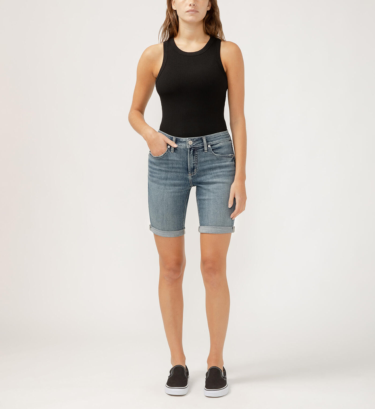 Silver Jeans Co. Women's Elyse Mid Rise Luxe Stretch Bermuda Shorts