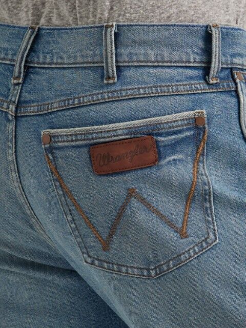 Wrangler Men's Retro Slim Fit Bootcut Jean 