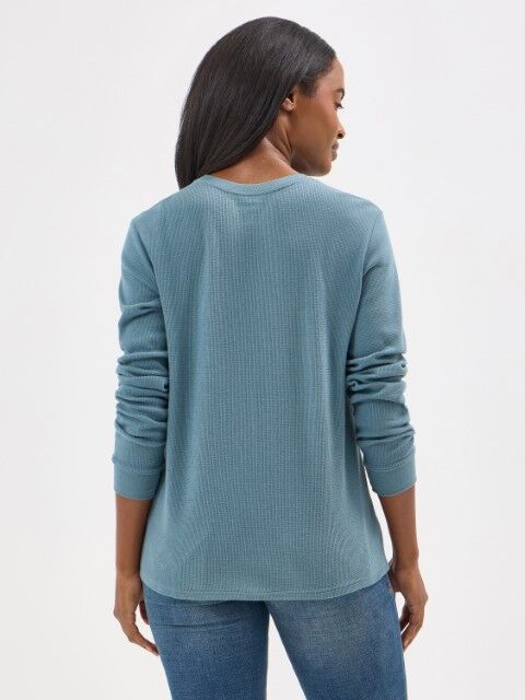 Wrangler Women's Graphic Regular Fit Long Sleeve Thermal