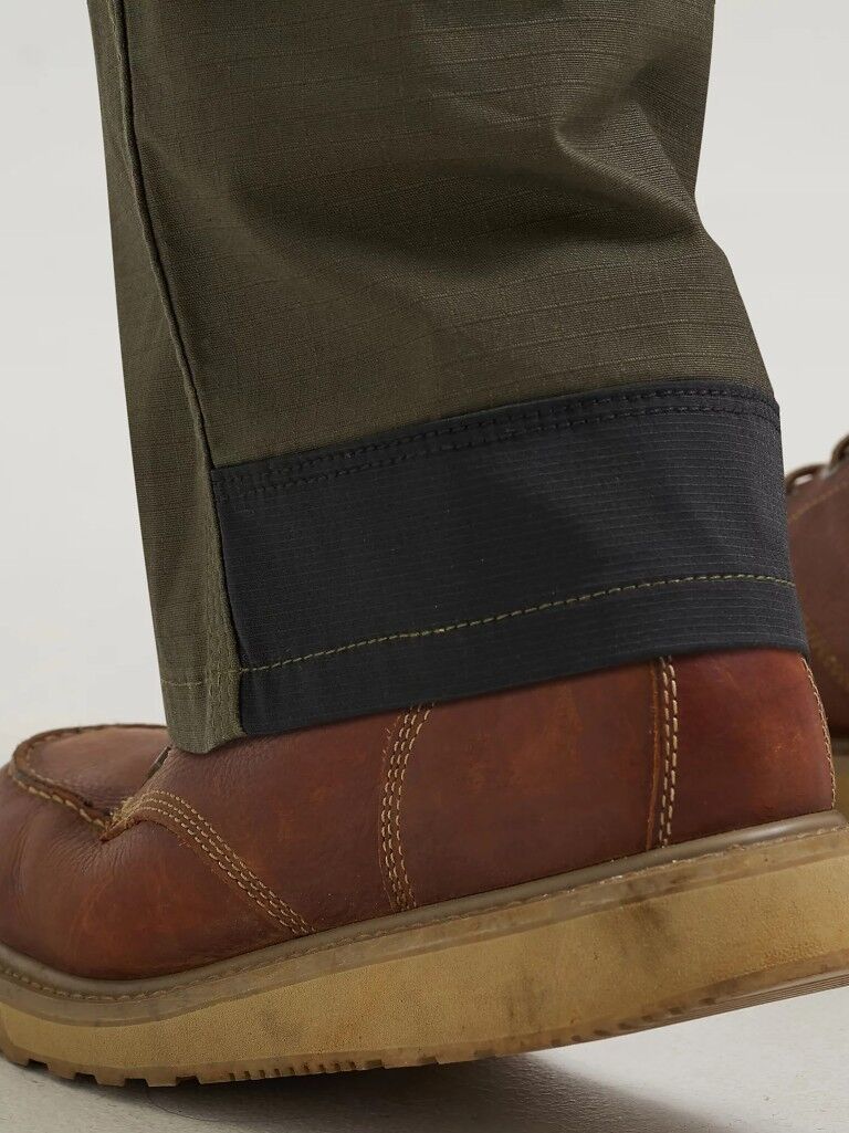 Wrangler Men's Riggs Workwear Technical Carpenter Pant
