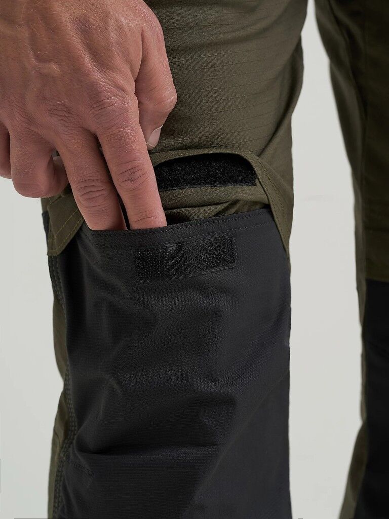 Wrangler Men's Riggs Workwear Technical Carpenter Pant