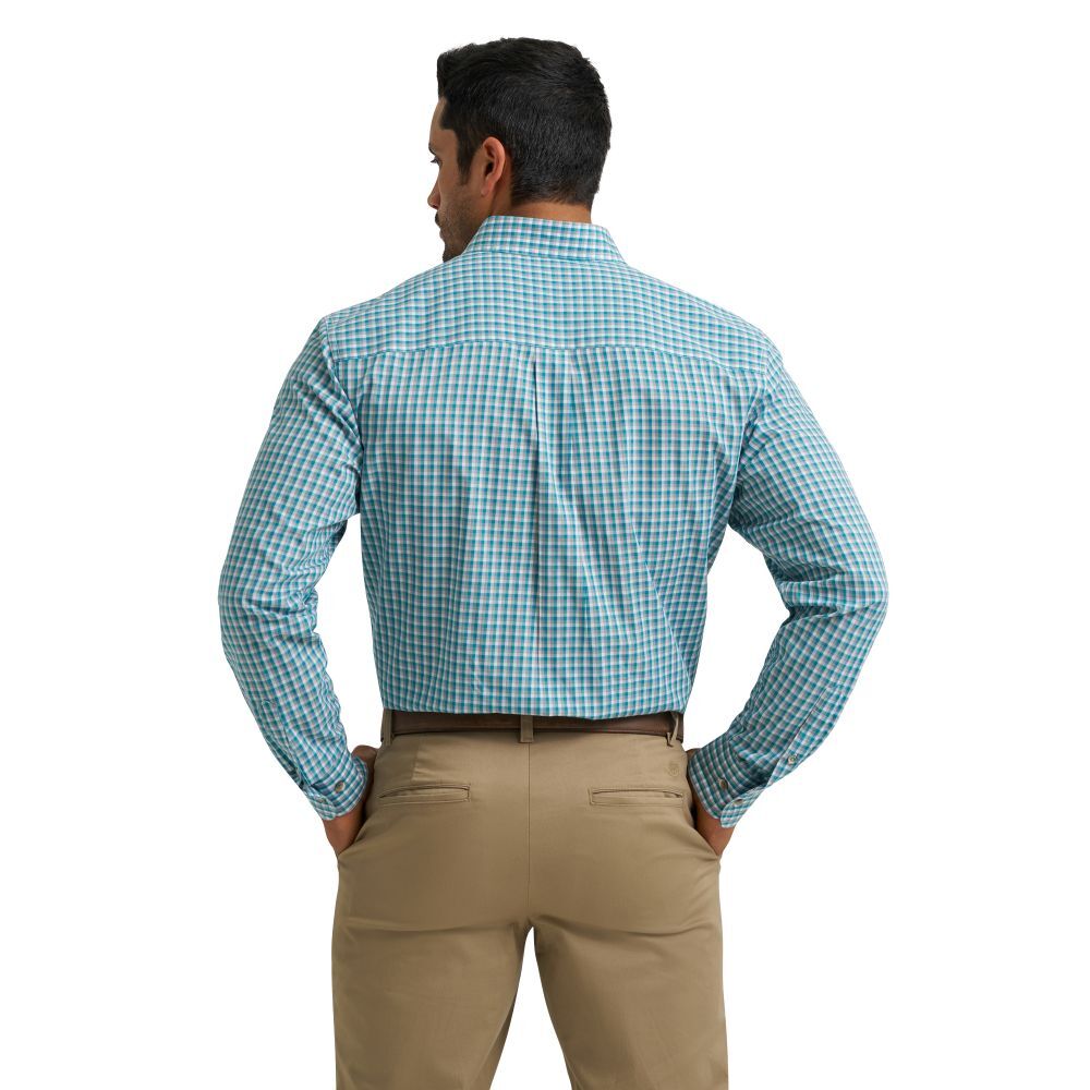 Wrangler Men's Riata Dress Long Sleeve Shirt Assortment