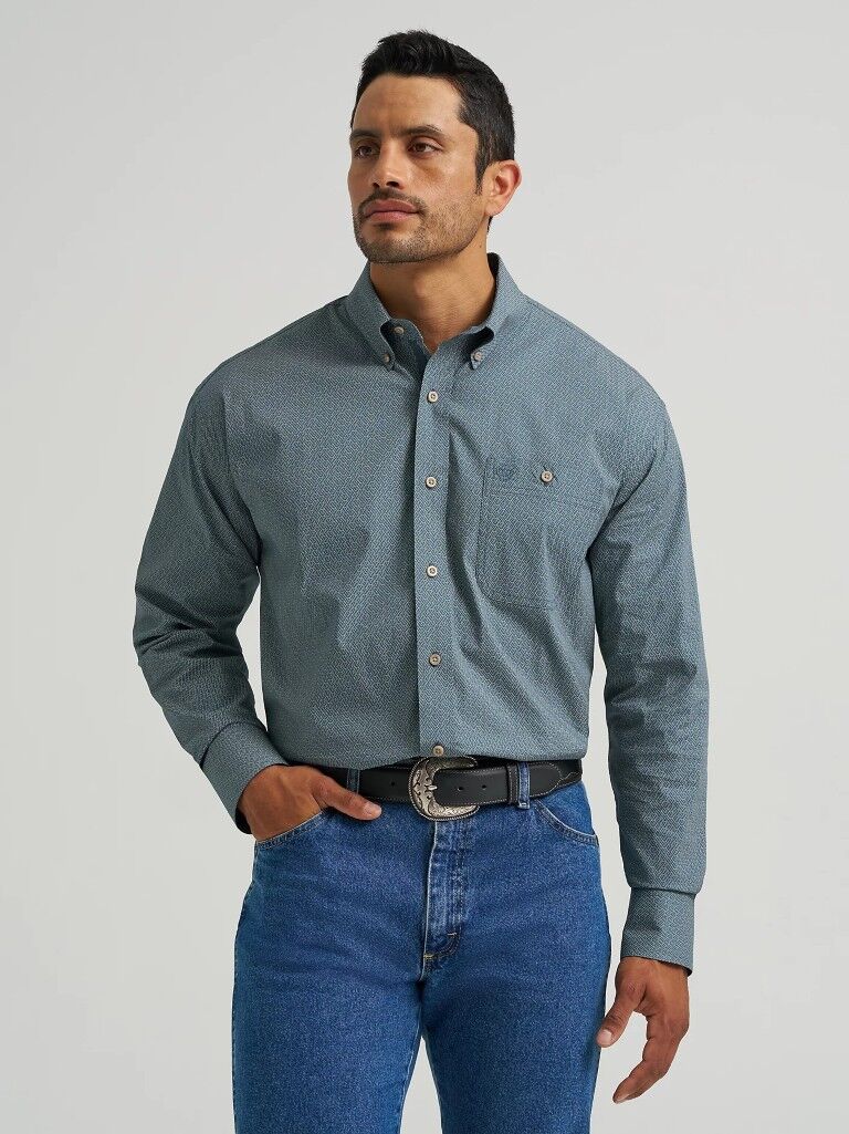 Wrangler Men's George Strait Long Sleeve Button Down One Pocket Shirt