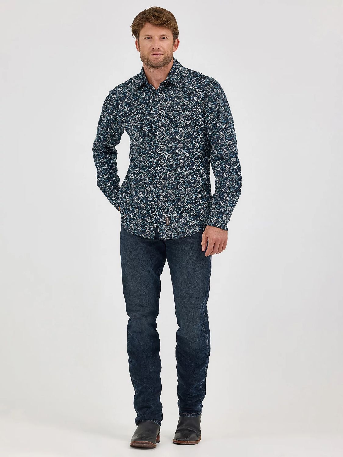 Wrangler Men's Retro Premium Long Sleeve Western Snap Printed Shirt