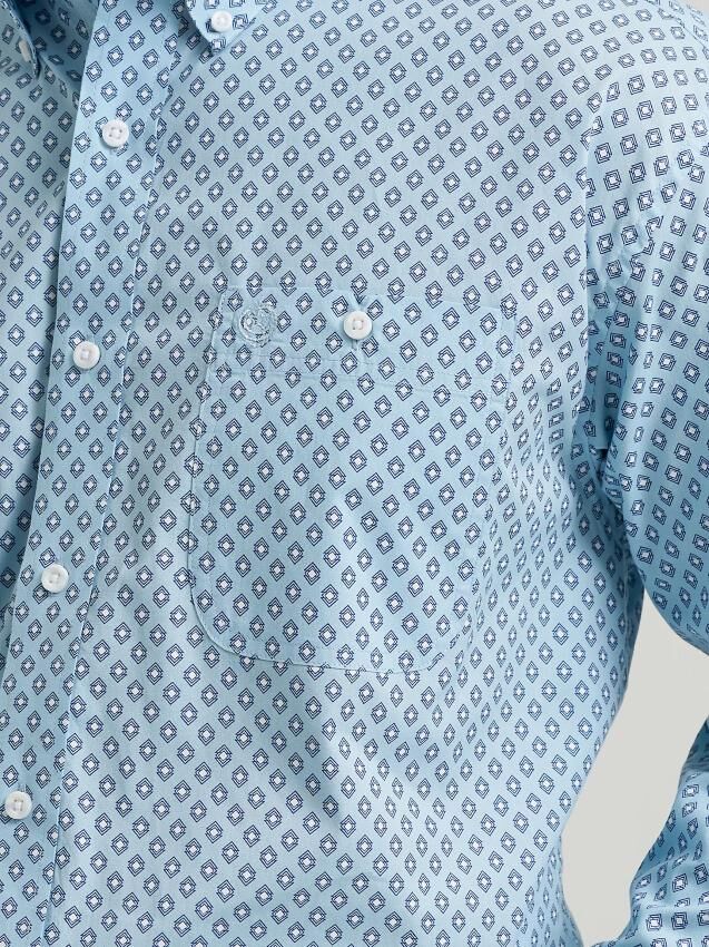 Wrangler Men's George Strait Long Sleeve Button Down Two Pocket Shirt