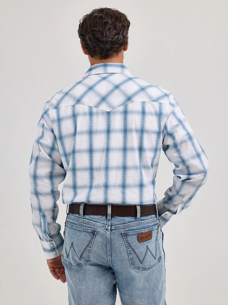 Wrangler Men's Retro Premium Long Sleeve Western Snap Plaid Shirt