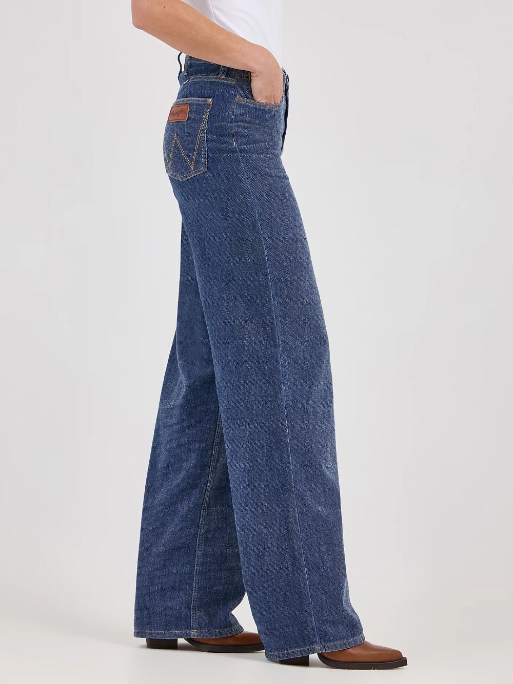 Wrangler Women's Retro Bailey High Rise Airy Wide Leg Jean