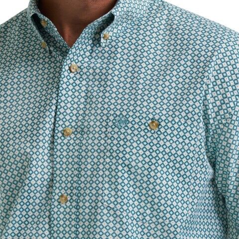 Wrangler Men's Relaxed Fit Classic Long Sleeve Shirt