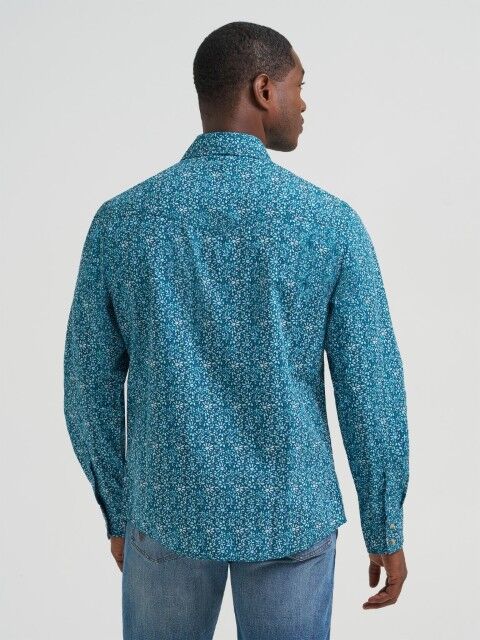 Wrangler Men's Retro Premium Modern Fit Long Sleeve Snap Shirt