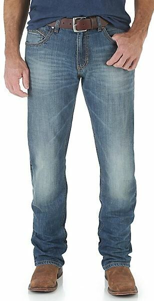 Wrangler Men's Retro Slim Fit Straight Leg Jean