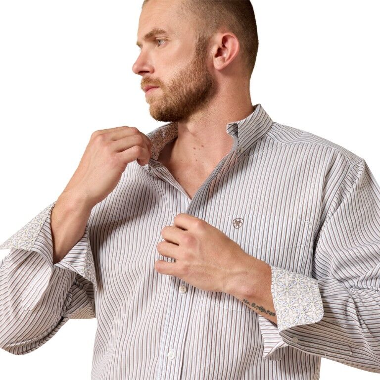 Ariat Men's Wrinkle Free Dust Storm Cory Classic Long Sleeve Shirt