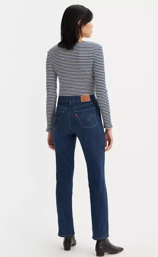 Levi's Women's Classic Straight Fit Jeans in Dark Horse