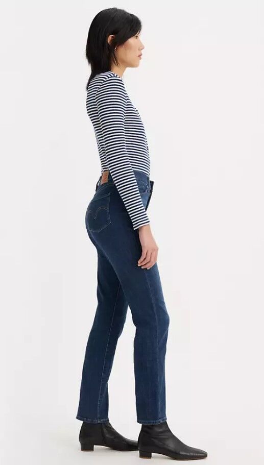 Levi's Women's Classic Straight Fit Jeans in Dark Horse