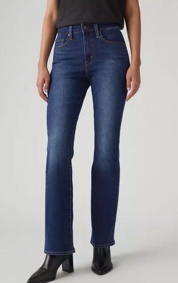 Levi's Women's 725 High Rise Bootcut Jeans