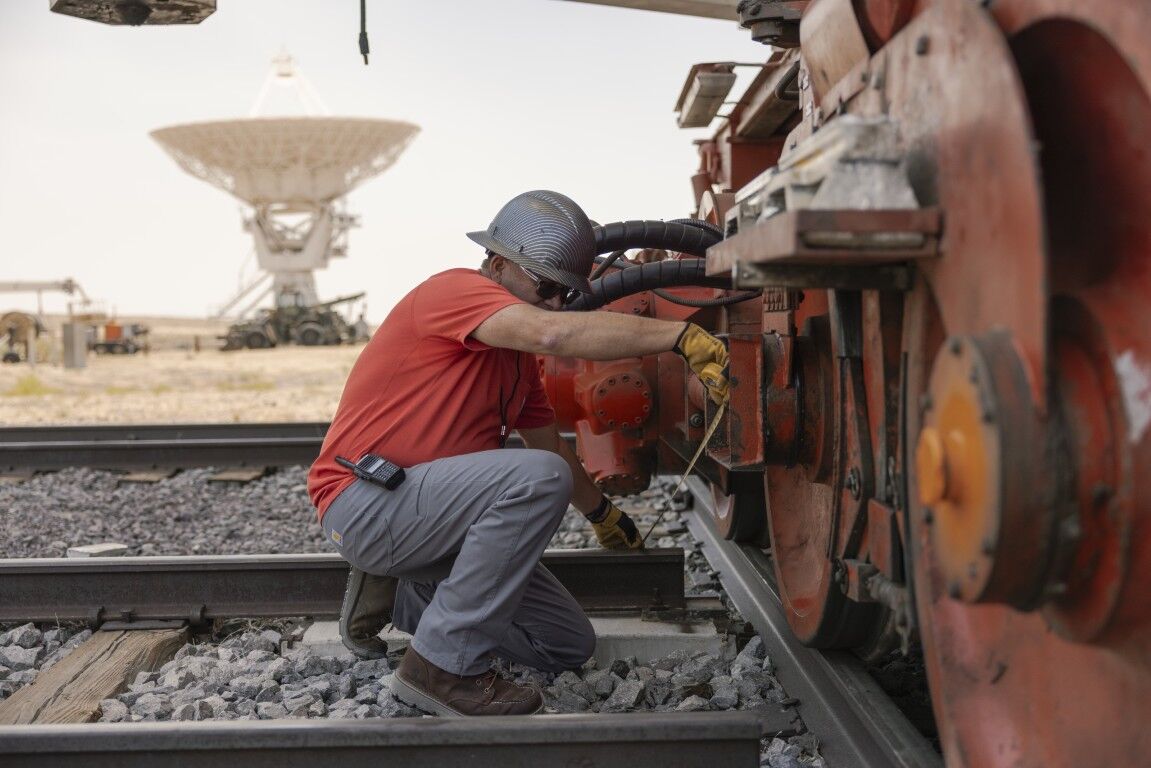 Carhartt Men's Force Relaxed Fit Short Sleeve Pocket T-Shirt