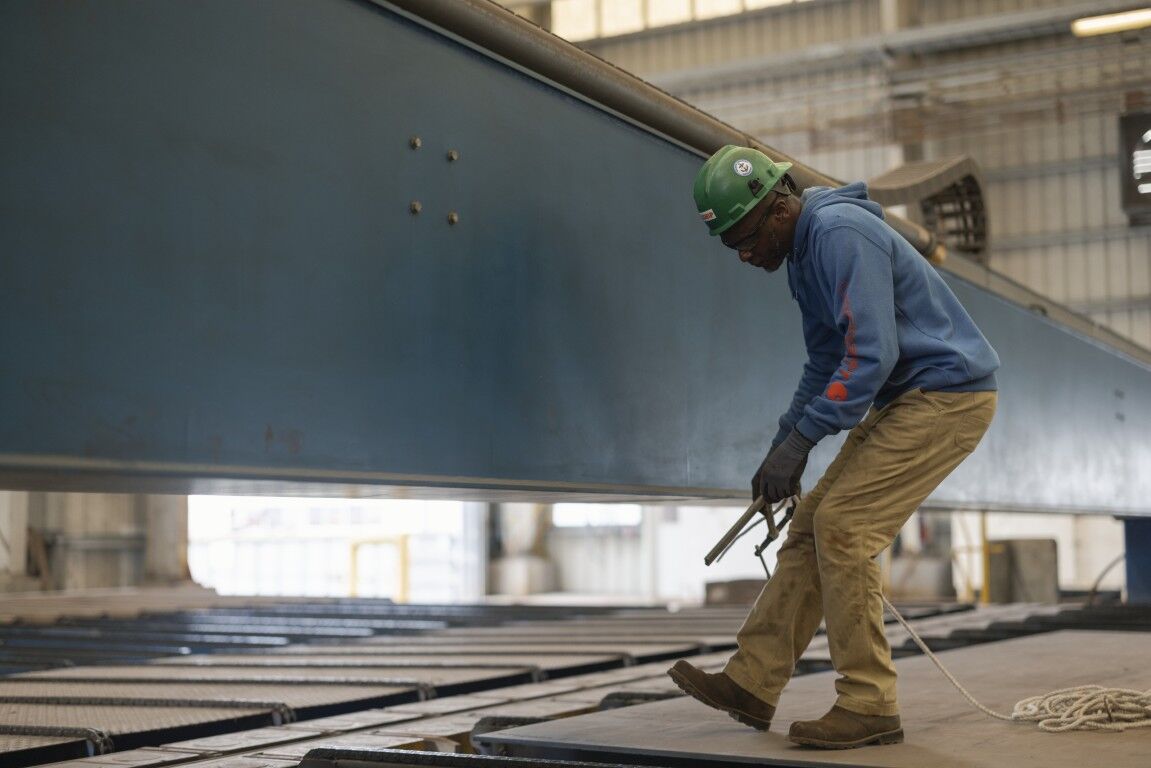 Carhartt Men's Loose Fit Midweight Logo Sleeve Graphic Hoodie