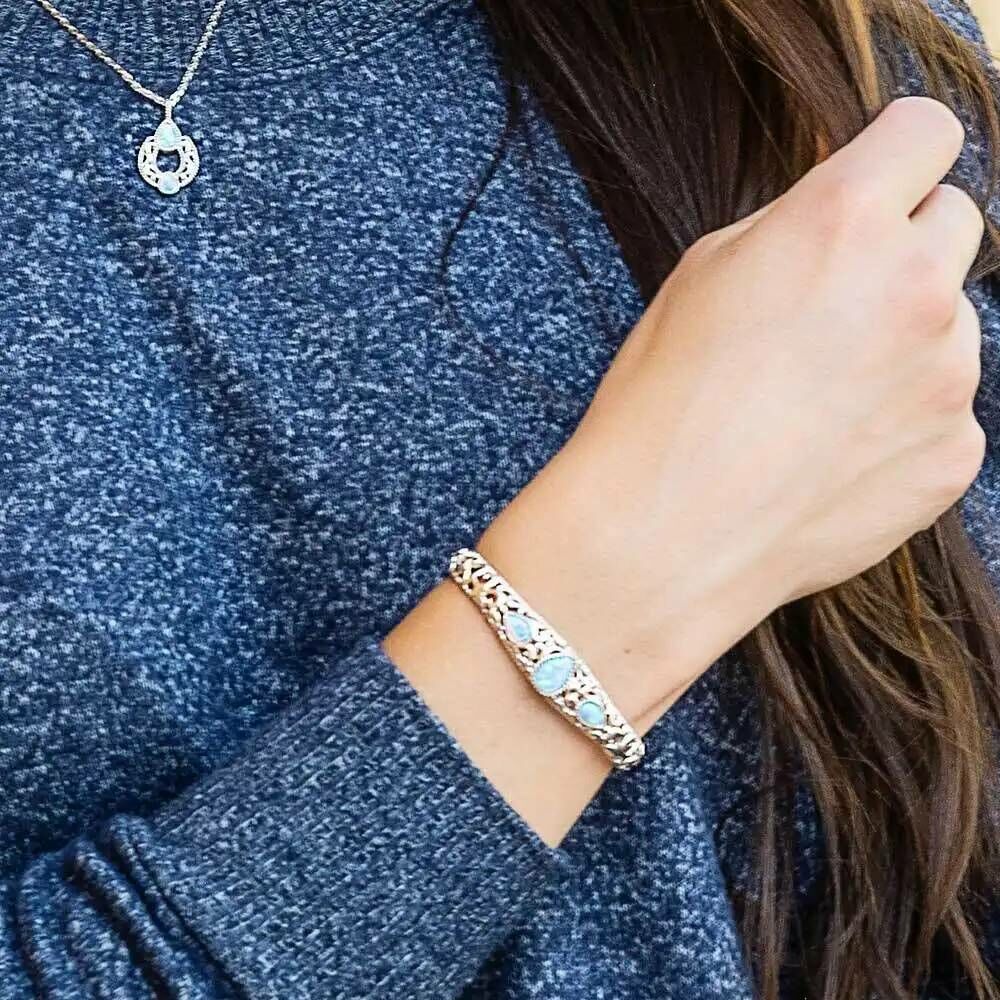 Montana Silversmiths Crystal Pools Silver Cuff Bracelet