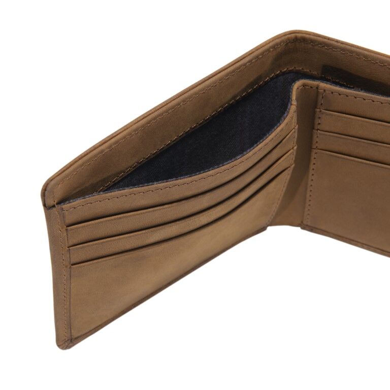 Carhartt Men's Saddle Leather Bifold Wallet in Brown