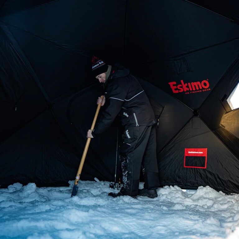 Eskimo Outbreak 450XD Blackout Ice Shelter
