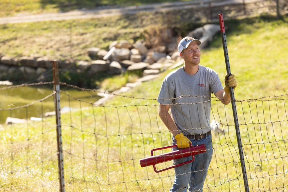 Behlen Country Red Post Driver