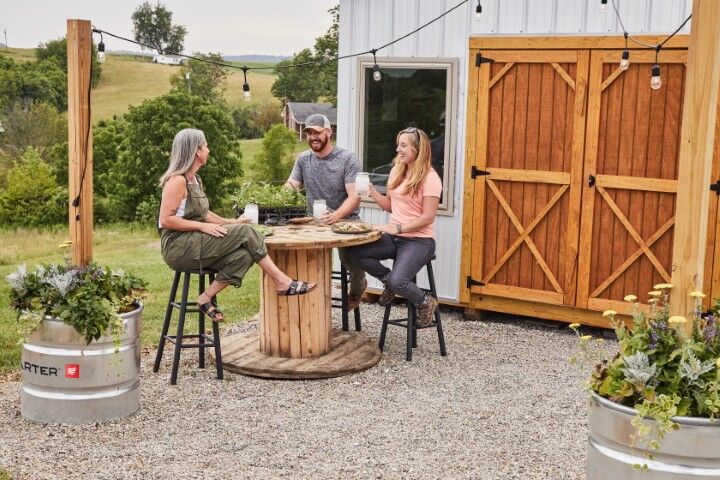 Tarter Round 46 Gallon Tank with Handles, 2 x 2 ft.