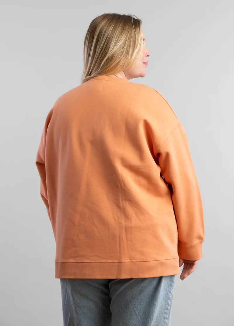 Liv Outdoor Women's Gabriella Oversized Graphic Crew Sweatshirt Stonewashed