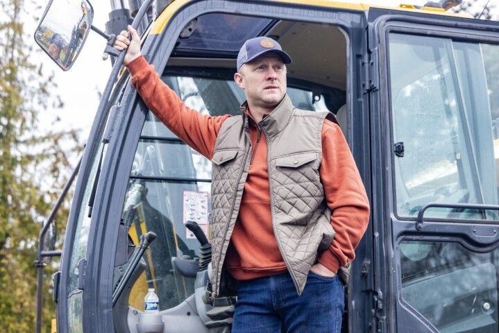 Noble Outfitters Men's Flex 1/4 Zip Pullover