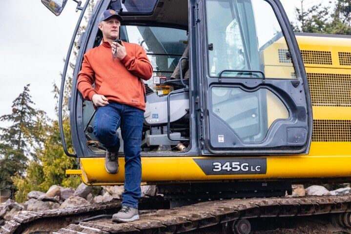 Noble Outfitters Men's Flex 1/4 Zip Pullover