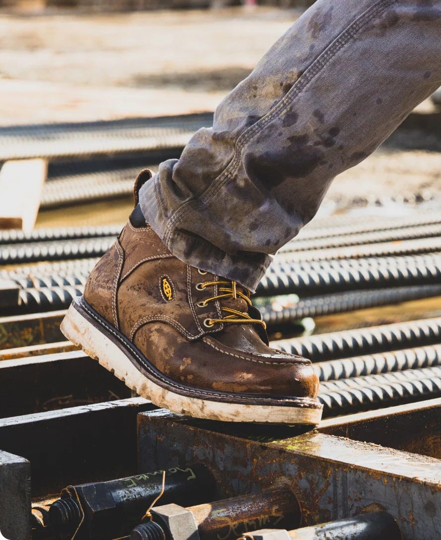 Keen Men's Cincinnati 6-In Waterproof Soft Toe Boot