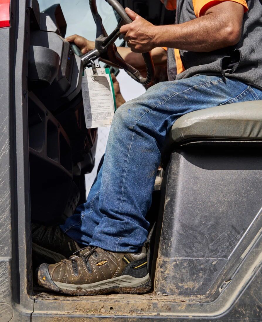 Keen Men's Flint II Soft Toe Shoe