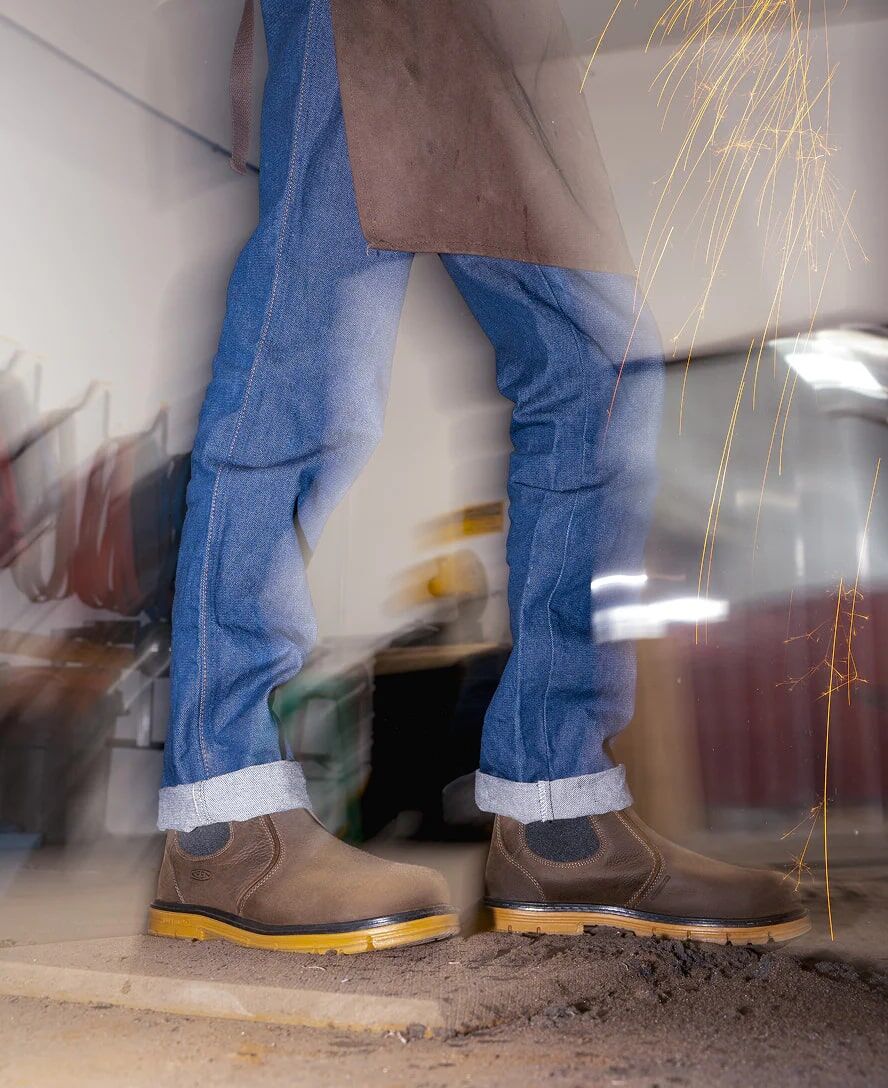 Keen Men's San Jose Chelsea 90° Heel Aluminum Toe Boot