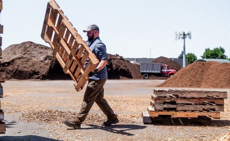 Keen Men's Skokie Waterproof Carbon Toe Work Boot