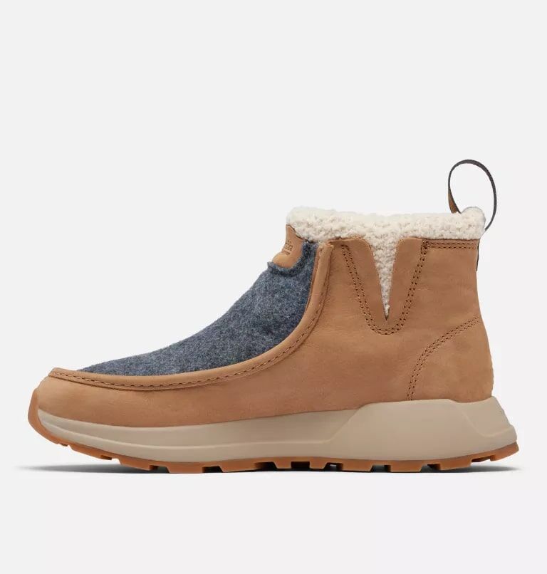 Columbia Women's Landroamer Cozy Boot