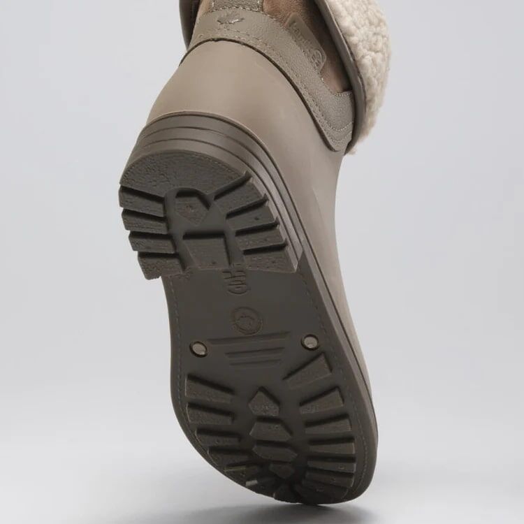 Kamik Women's Abigail Lo Boot