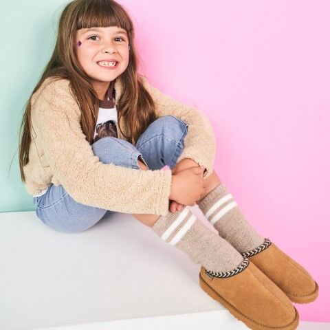 Bearpaw Youth Tabitha Slipper in Iced Coffee