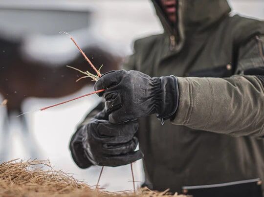 Bear Knuckles Men's Fleece Lined Water Resistant Leather Cowhide Driver Gloves in Black