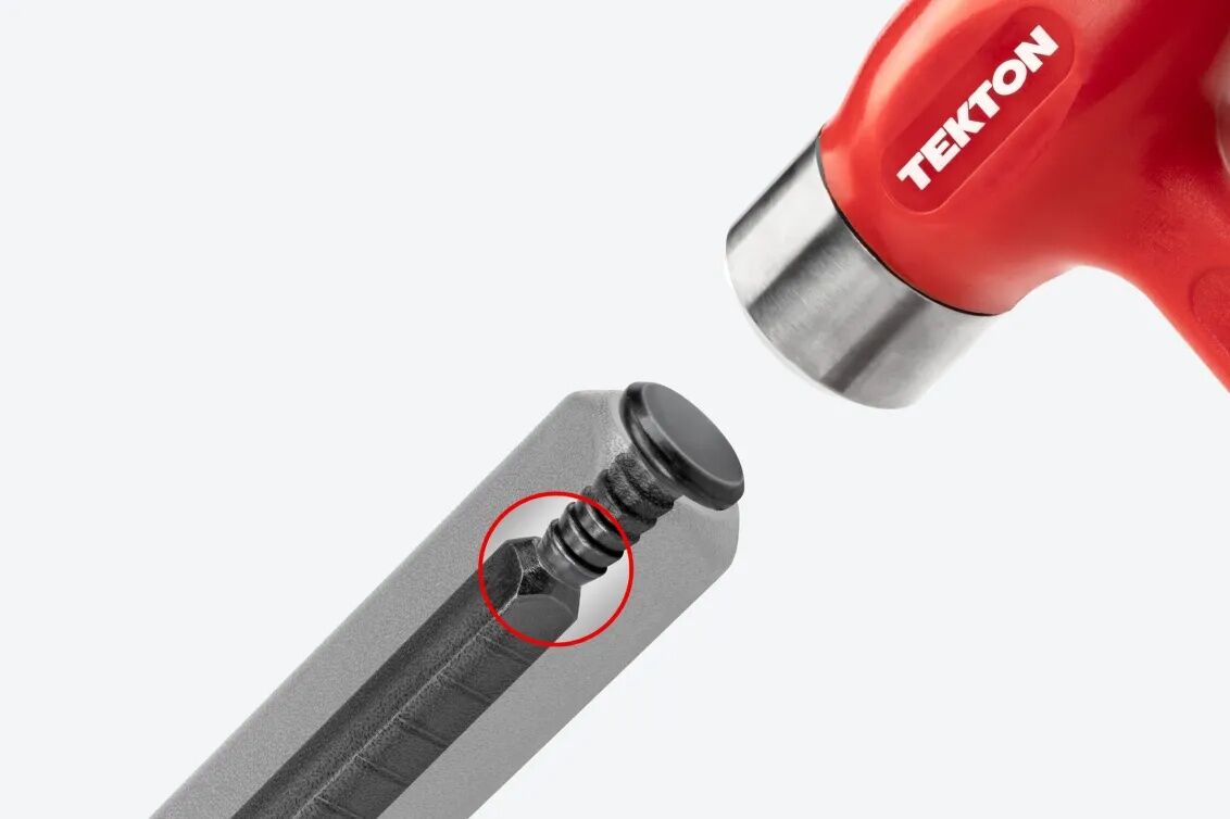 Tekton Angled End Handled Pry Bar, 31-In