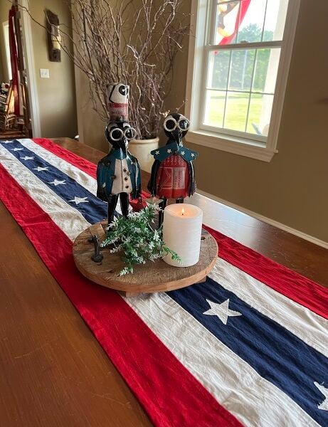 Pine Creek Xtra Long Vintage Flag Runner